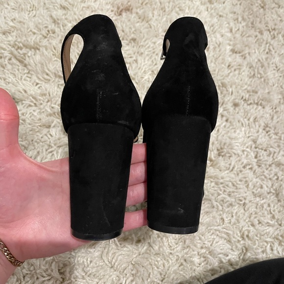 Black suede block heel - Picture 2 of 4